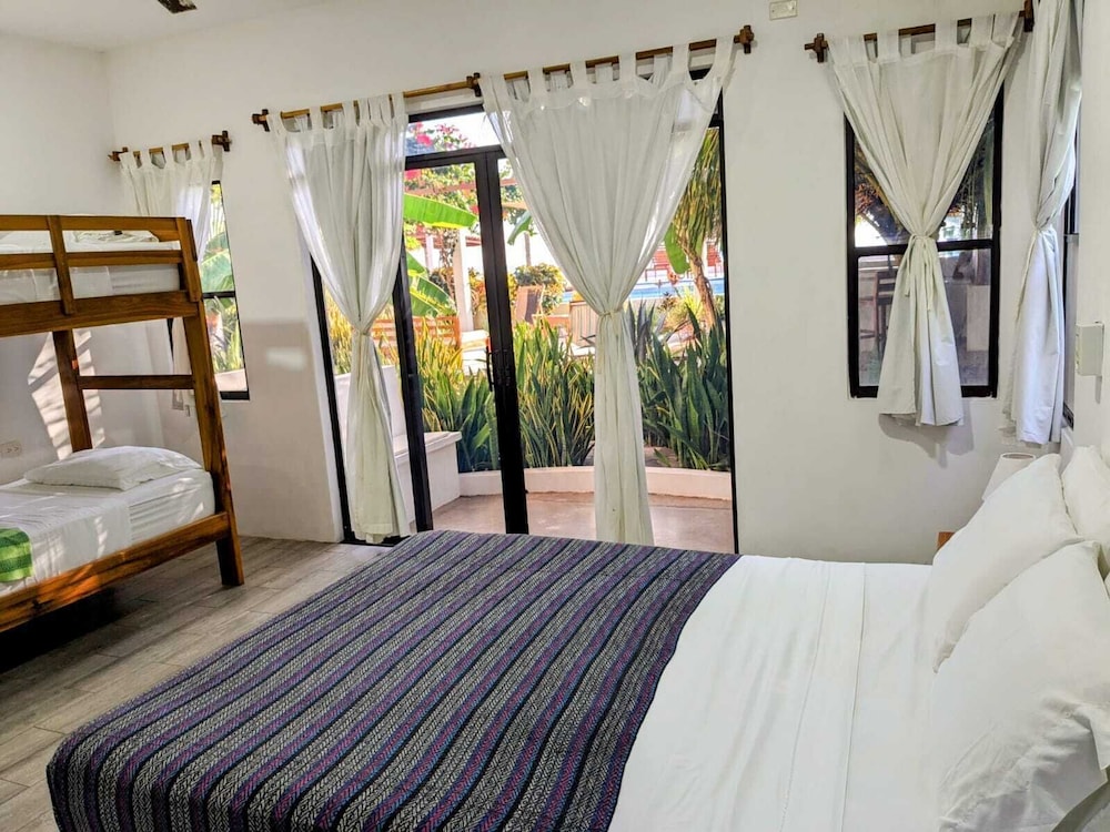 Family Quadruple Room, Multiple Beds, Sea View (Room 6) photo 3