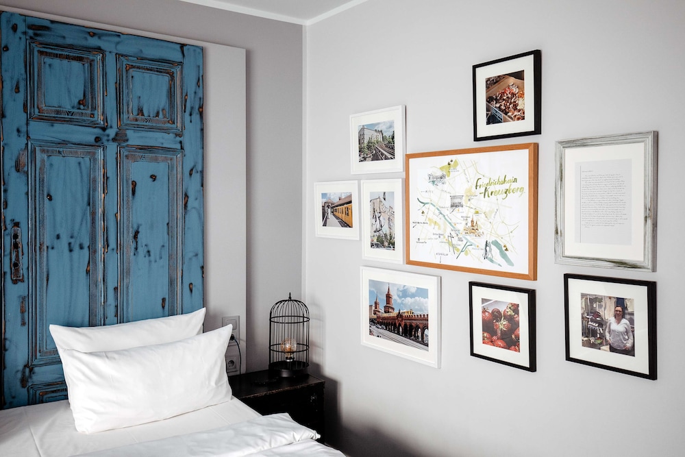 Premium Suite (Family) thumbnail 6