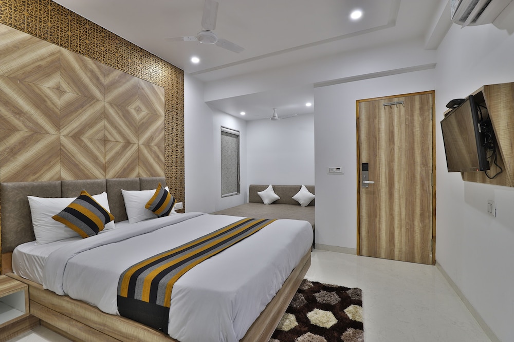 Premium Room - Photo 1