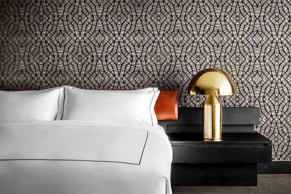 Grand Room, 1 King Bed, Accessible (Yves Kravitz Designed)