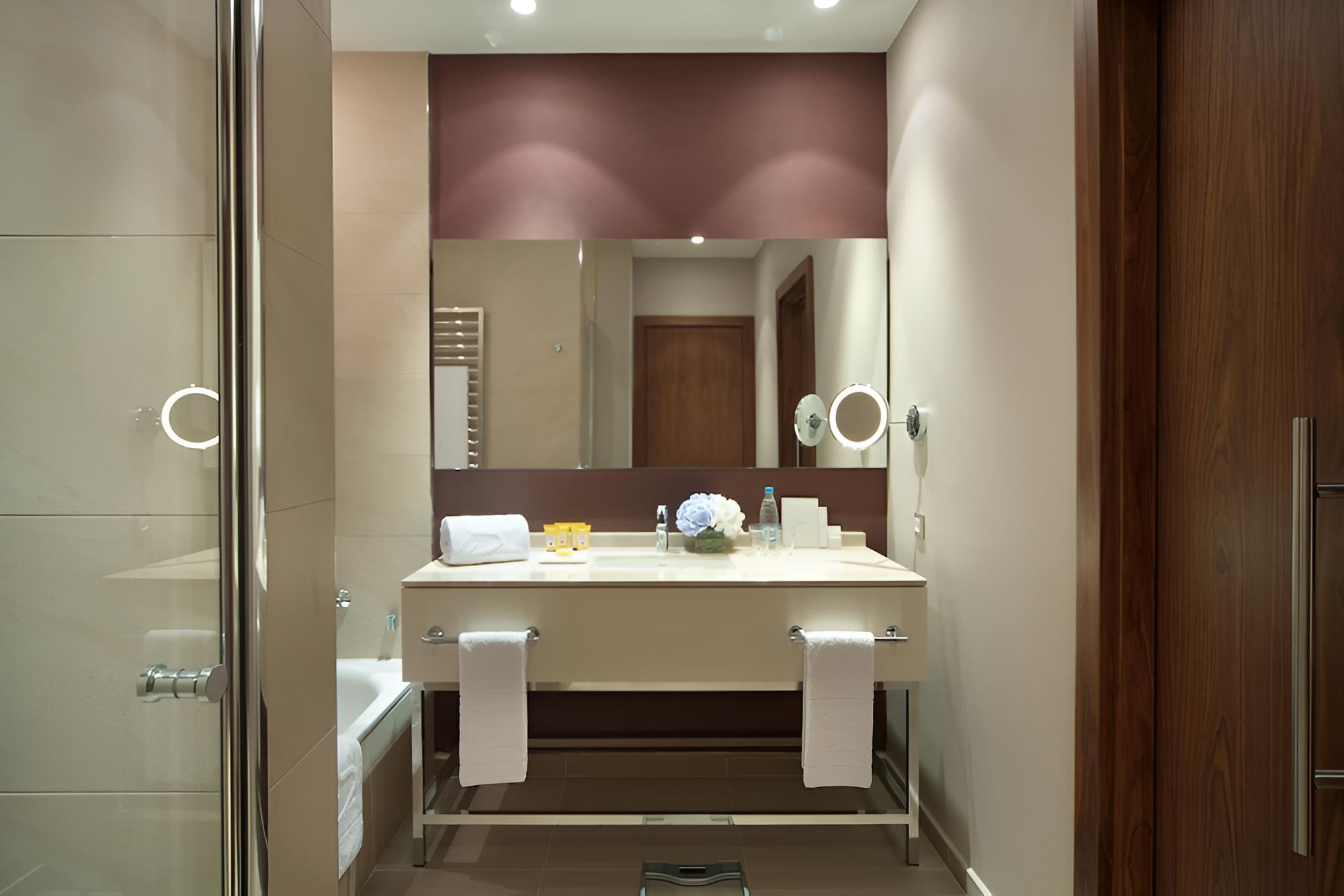 Superior Twin Room, 2 Twin Beds photo 2