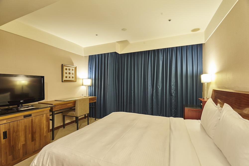 Quality Suites, 1 Double bed photo 3