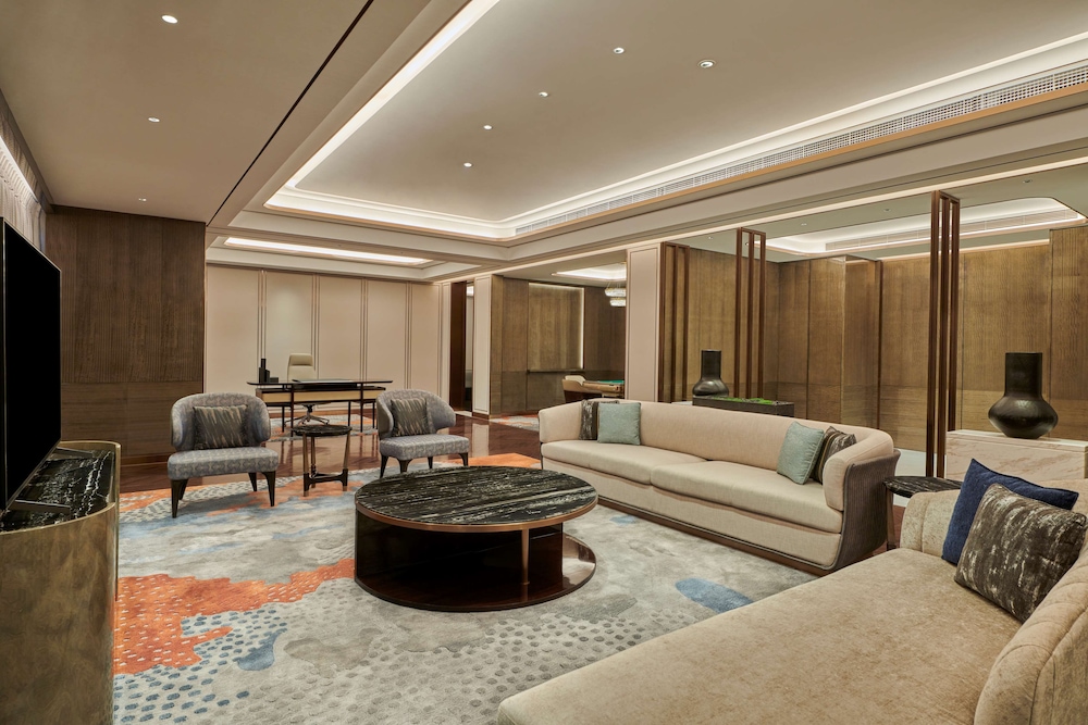 King Presidential Suite photo 1