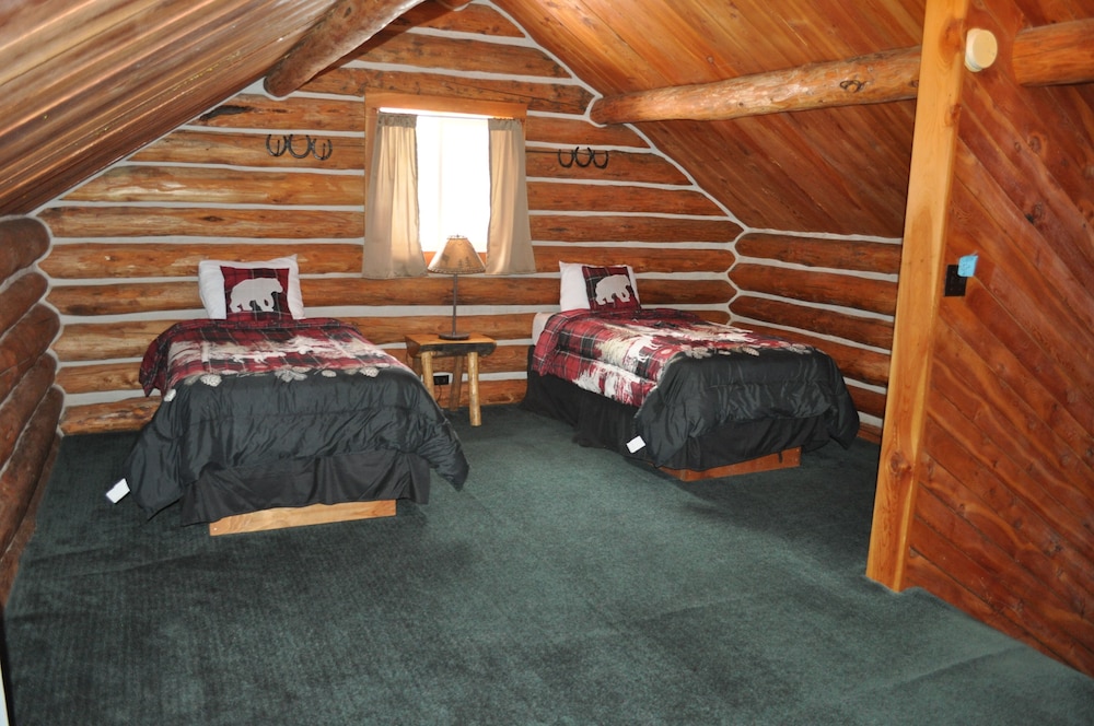 Family Cabin, 2 Bedrooms, Balcony, Mountain View