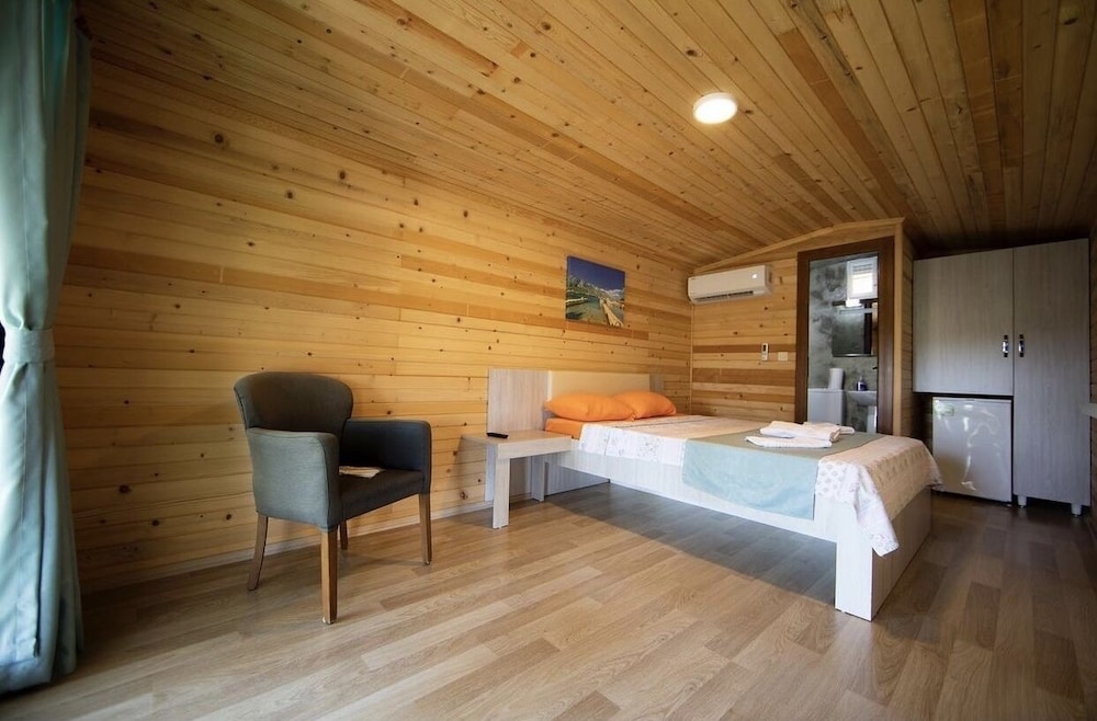 Standard Bungalow
