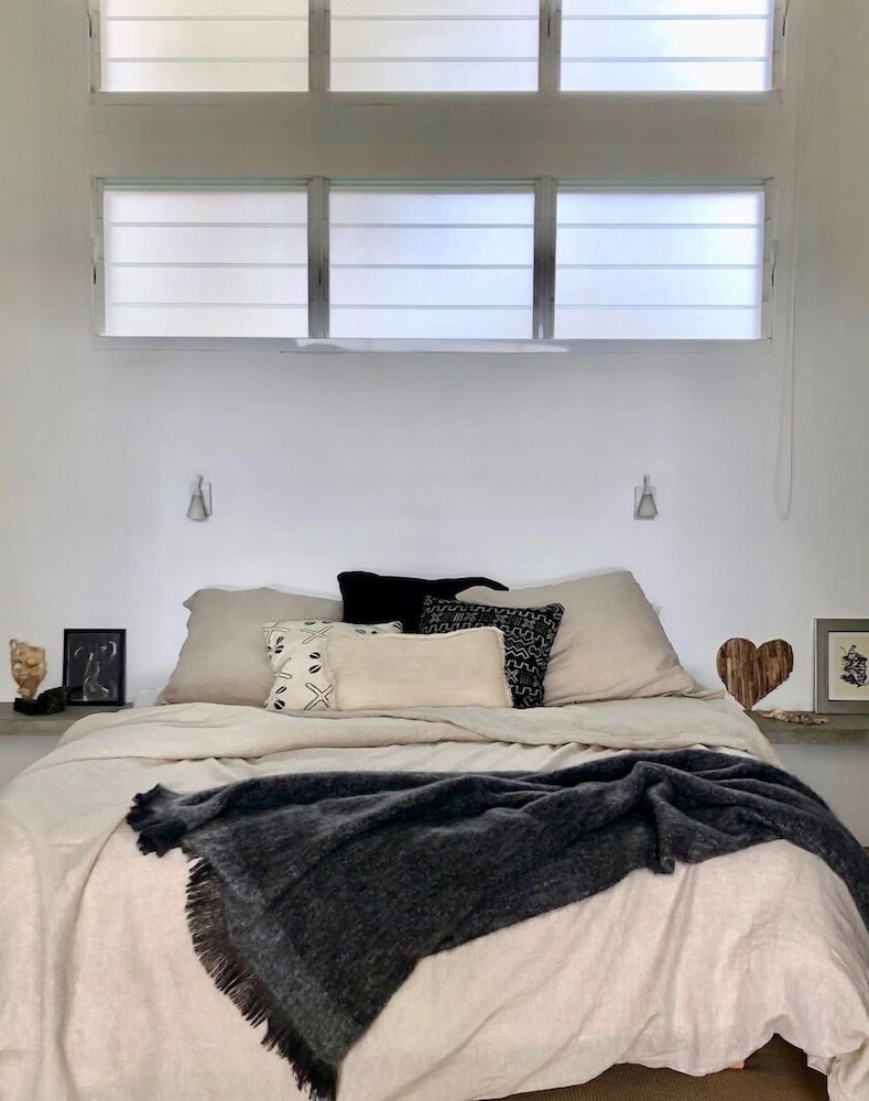Exclusive House photo 1
