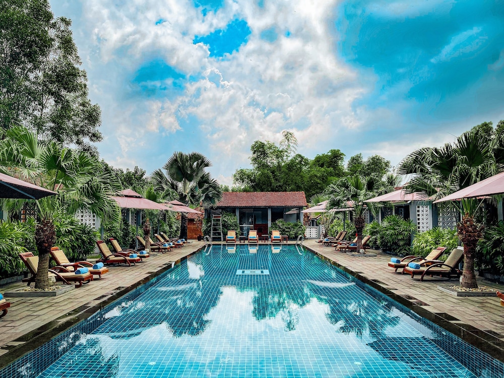 Pool Access Villa Double with Free Benefit & Spa - Photo 8