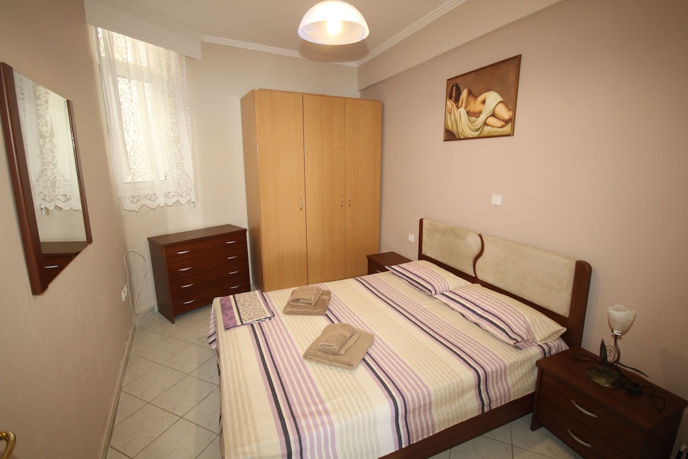 Apartment, Beach View (2) (Pax 4)