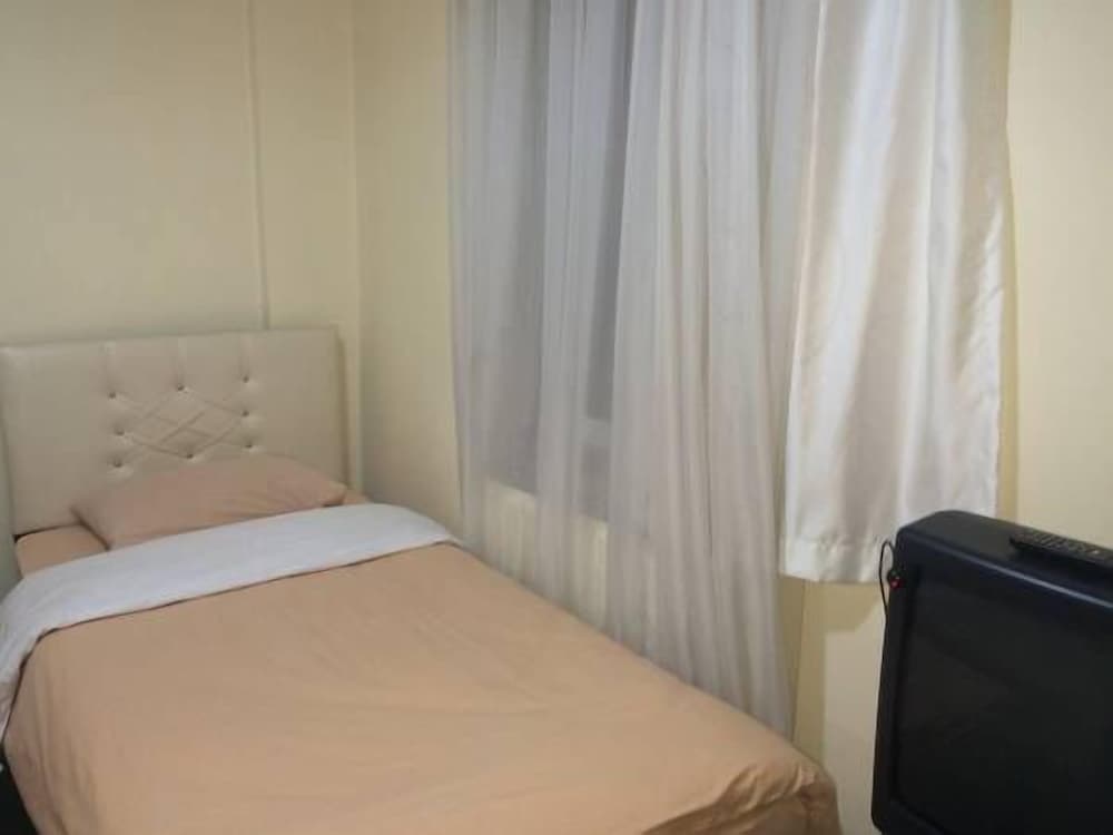Standard Triple Room photo 2