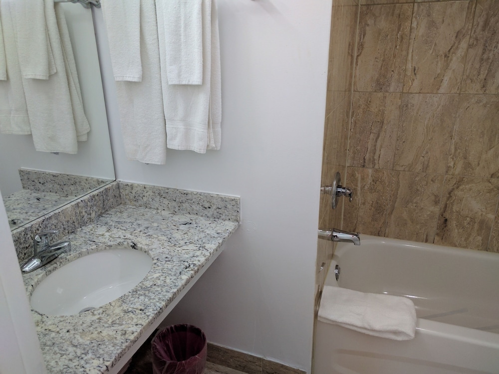 Standard Room photo 3