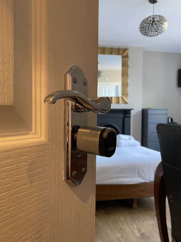 City Double Room - Photo 4