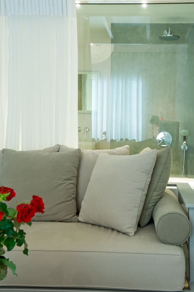 Modern Two-Level Premium Art Suite, photo 6
