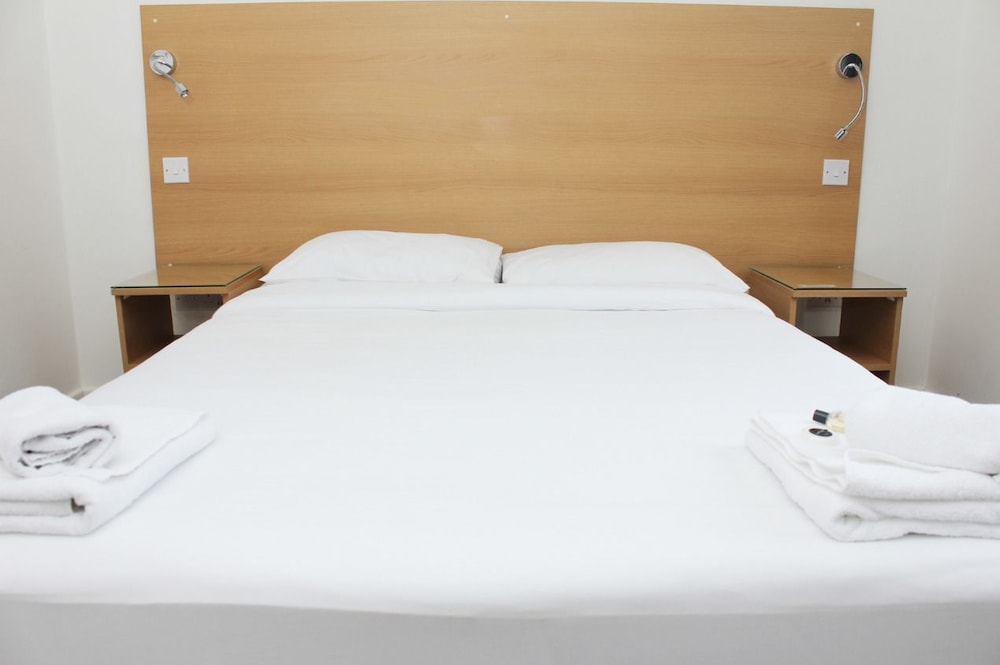 Standard Double Room - Photo 3