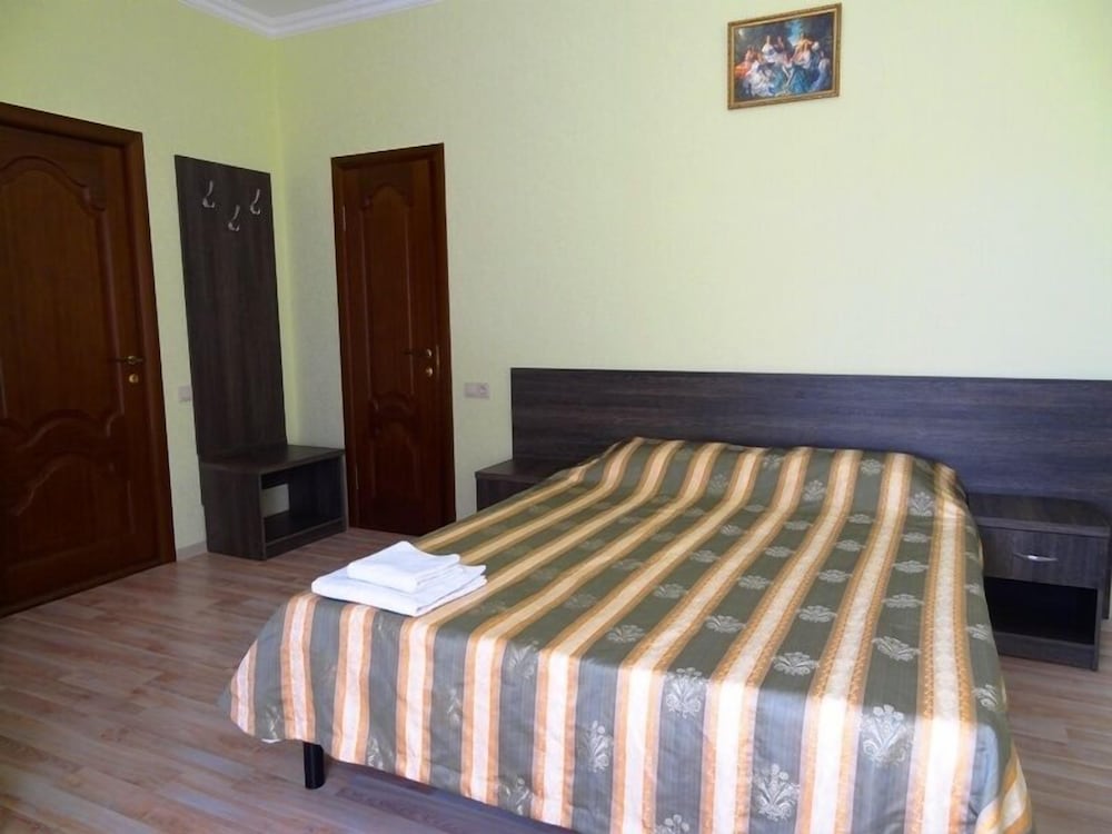 Standard Triple Room, Balcony, Sea View (Triple) photo 2