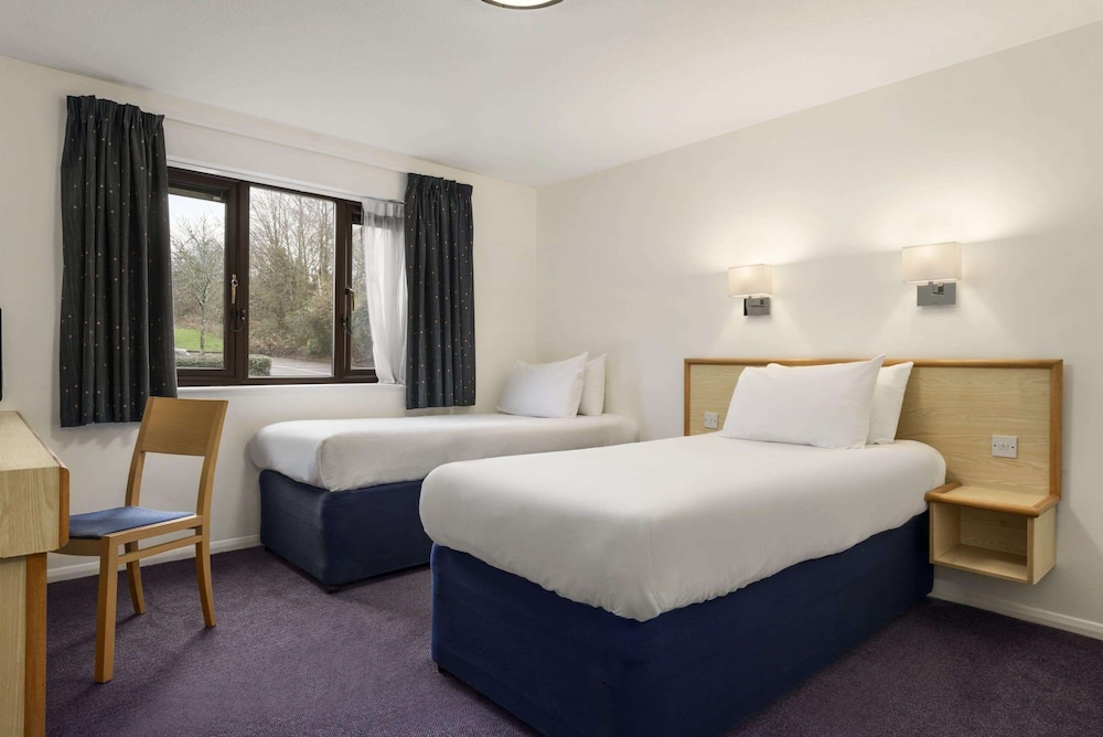 Room, 2 Twin Beds, Accessible, Non Smoking (Mobility) - Photo 1