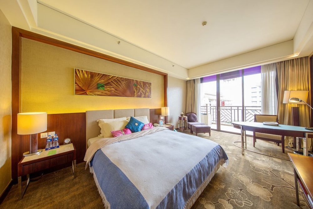 Executive Room photo 1