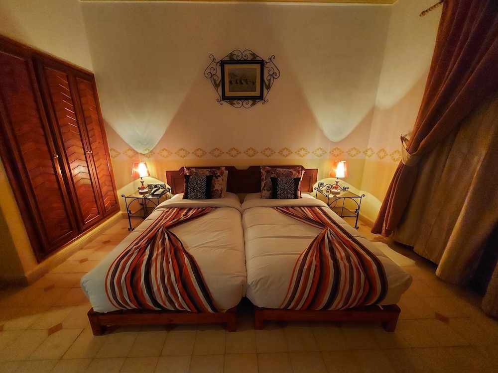 Standard Room photo 2