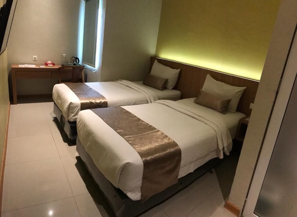 Business Room, 2 Twin Beds - Photo 2