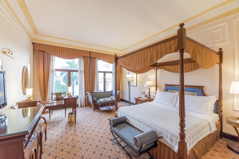 Premier Room