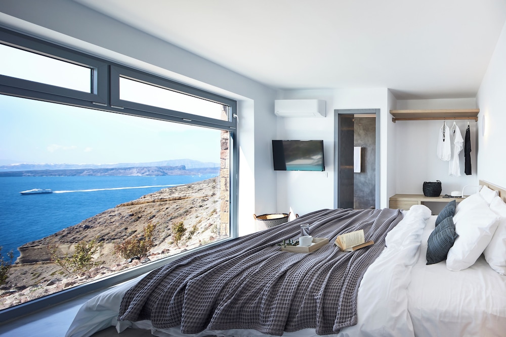 Caldera Residence - Photo 2
