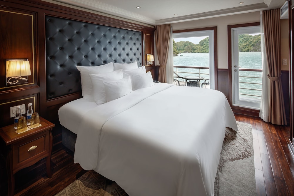 Deluxe Double or Twin Room, Balcony, Sea View (2 Days 1 Night) photo 1