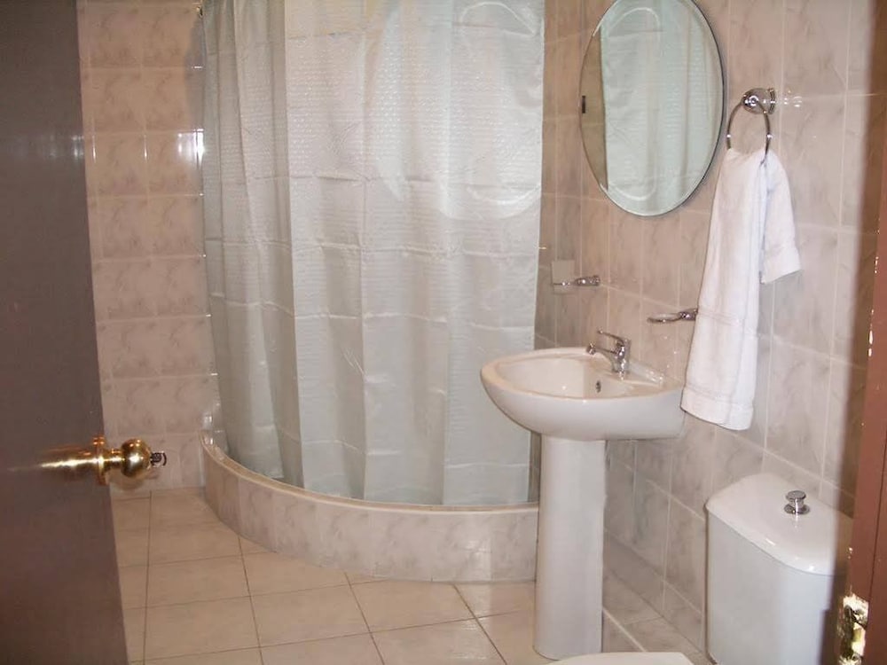 Basic Double Room photo 2