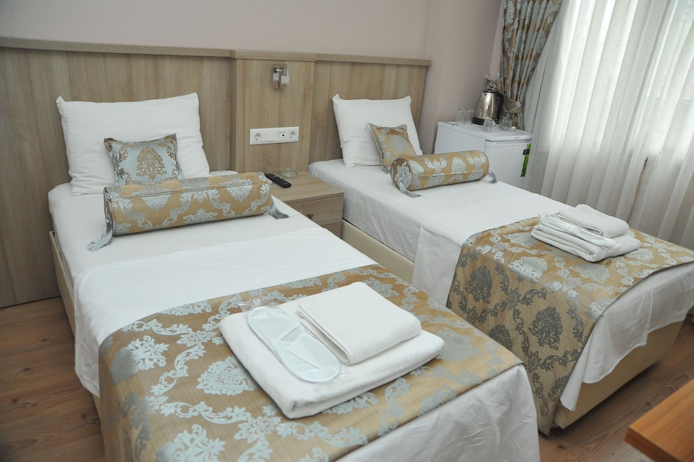 Standard Twin Room photo 1