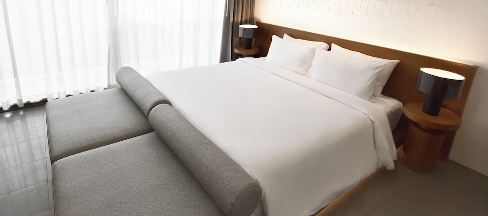 Deluxe Double Room, Pool View - Photo 6