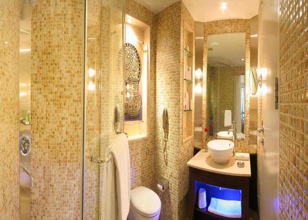 Premium Room - Double Bed - Photo 2