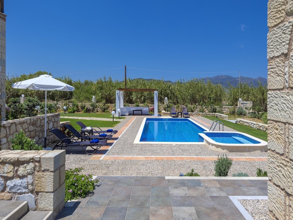 Azure Villa in Platanias, Billede 7