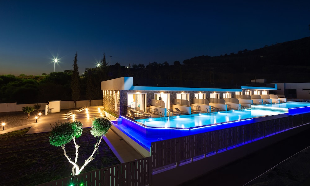 Suite, Private Pool, Pool View