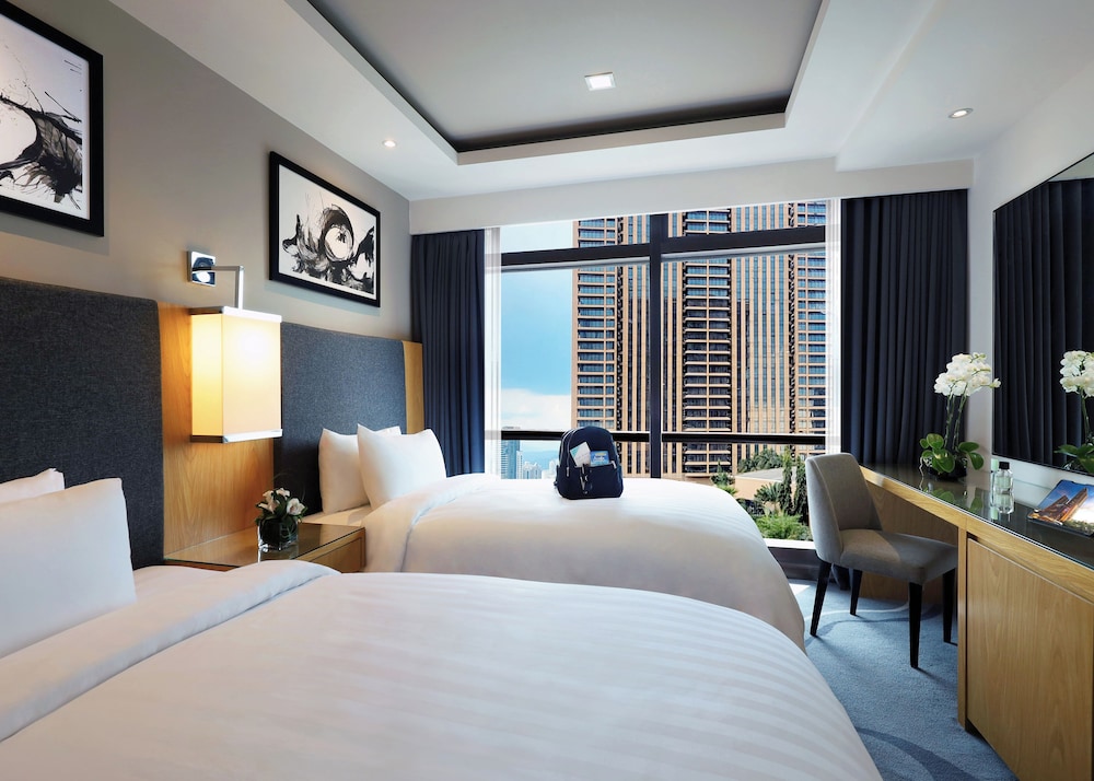 Club Premier Suite photo 3