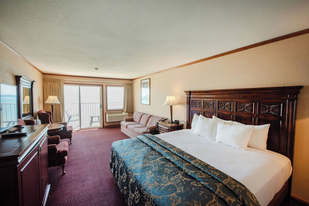 Elite Room, 1 King Bed and 1 Queen Bed - Photo 3