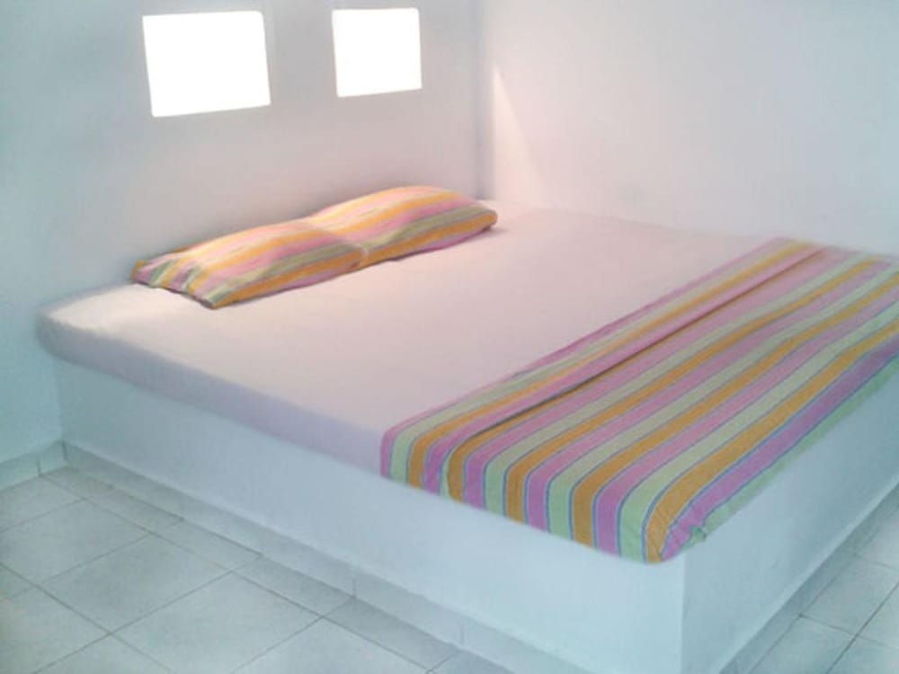 Basic Double Room, Pool Access