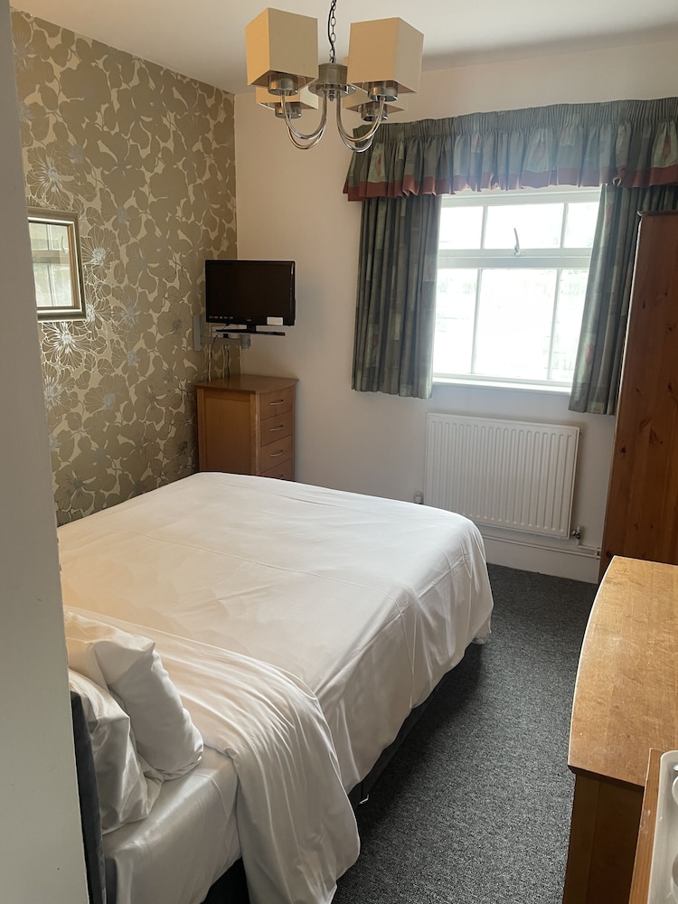 Basic Double Room