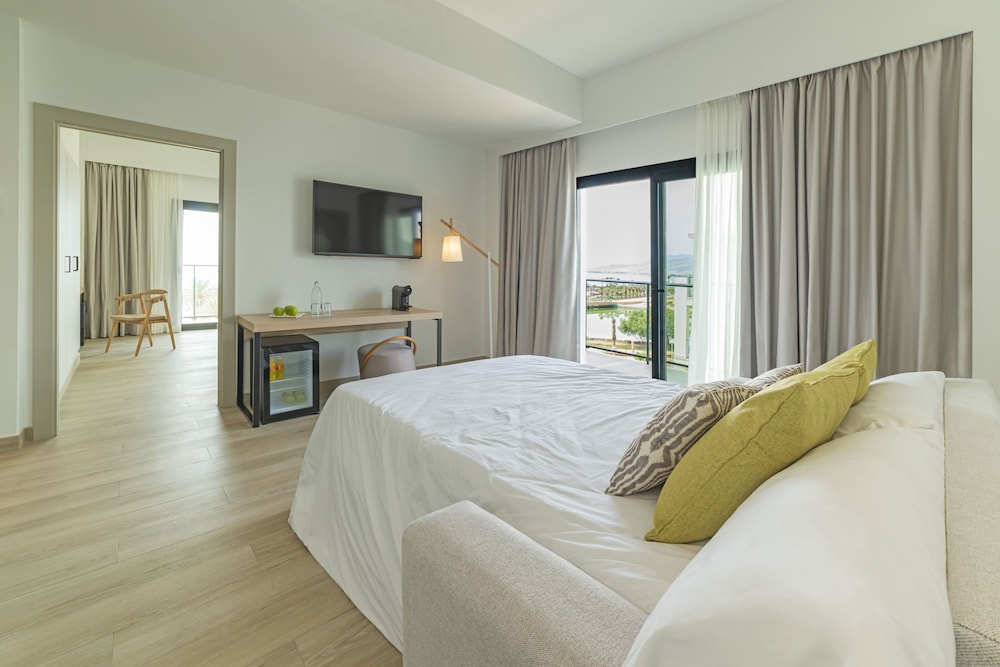 Mediterranean Suite (2+2) photo 2