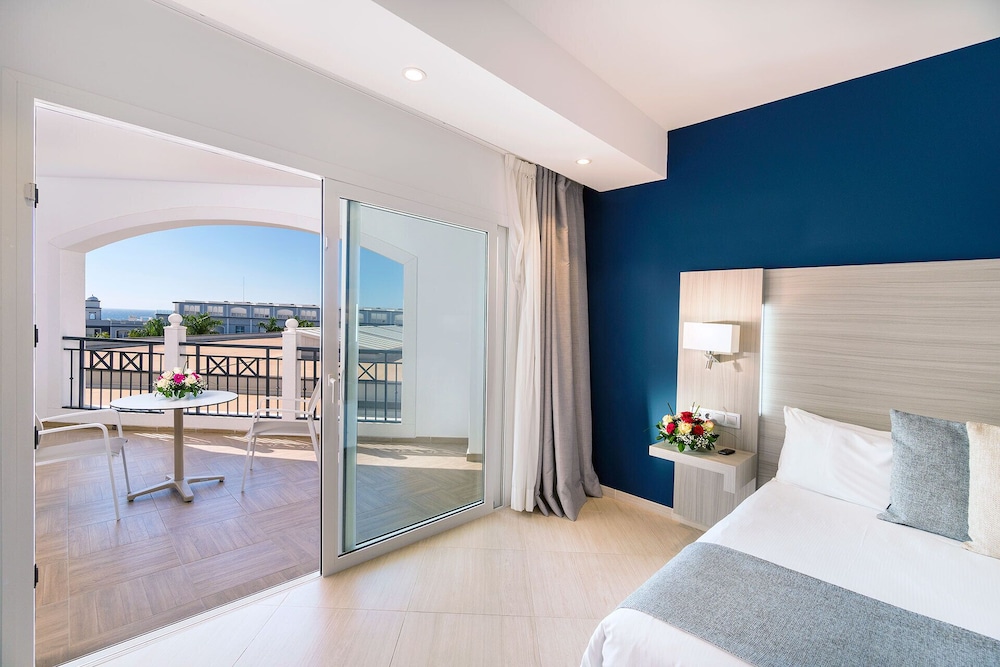 Double Room, Partial Sea View photo 2