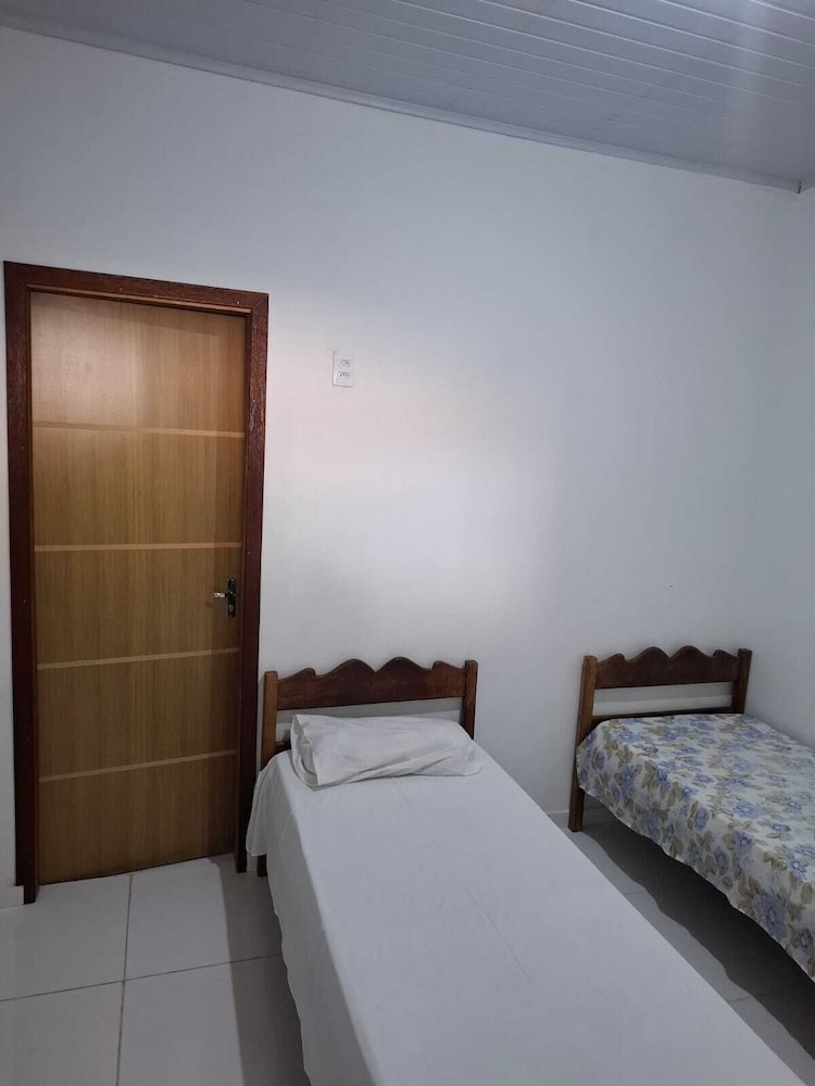 Basic Twin Room photo 1
