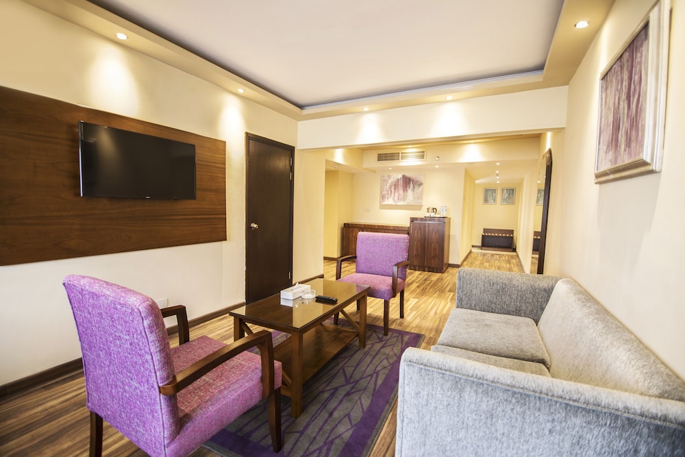 Premium Suite, 1 Bedroom - Photo 8