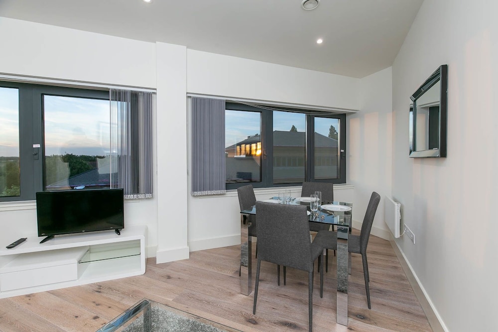 Luxury Apartment, 1 Double Bed with Sofa bed, Accessible, Non Smoking photo 3
