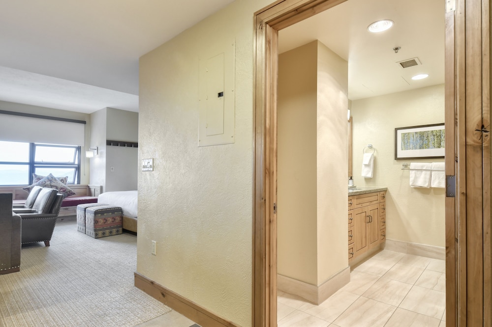Deluxe Studio (Residence)
