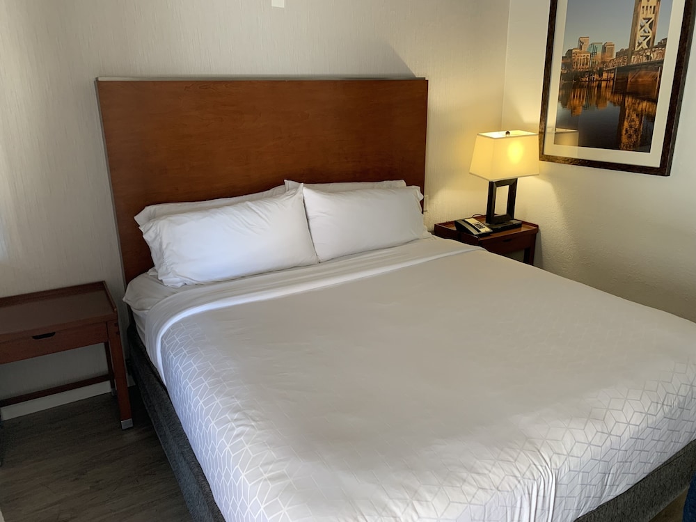 Room, 1 Queen Bed, Non Smoking photo 2