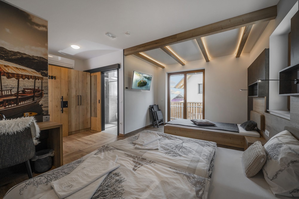 Panoramic Triple Room