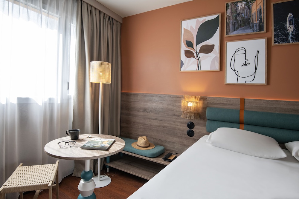 Room, 1 Double Bed - Photo 1