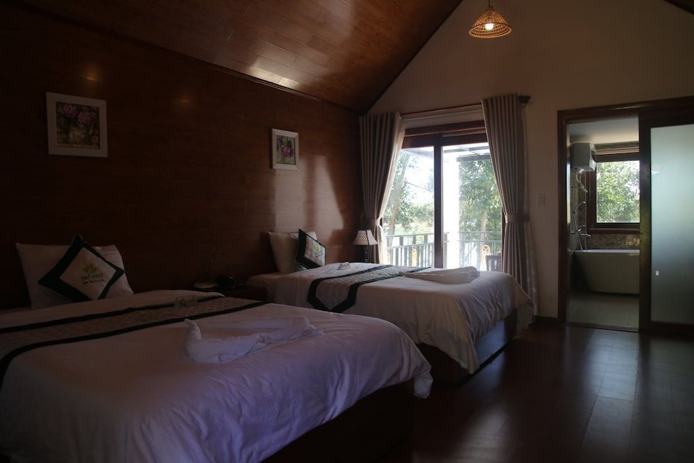 Suite - Photo 3