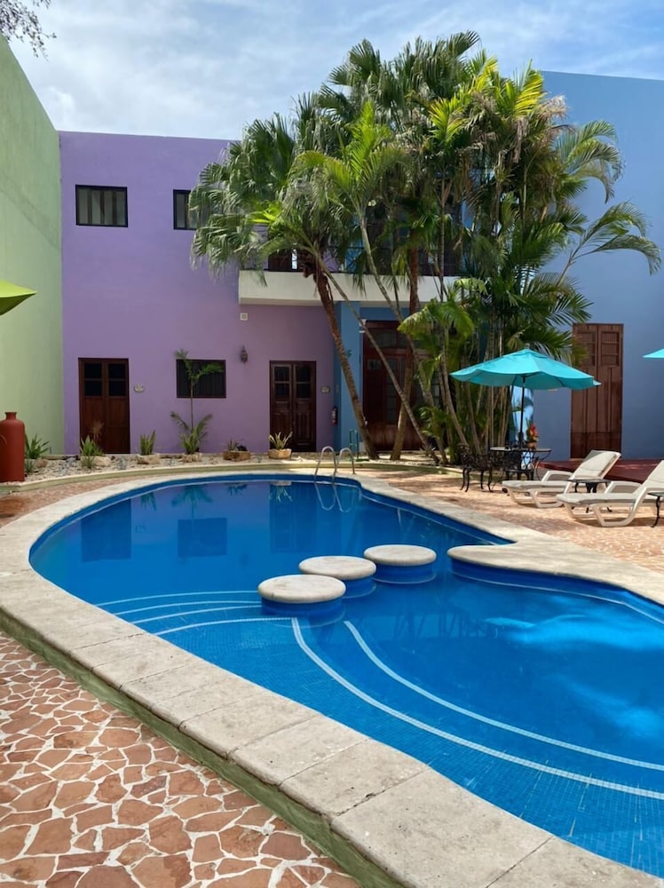 Deluxe Villa, 1 King Bed, Pool Access, Poolside - Photo 14