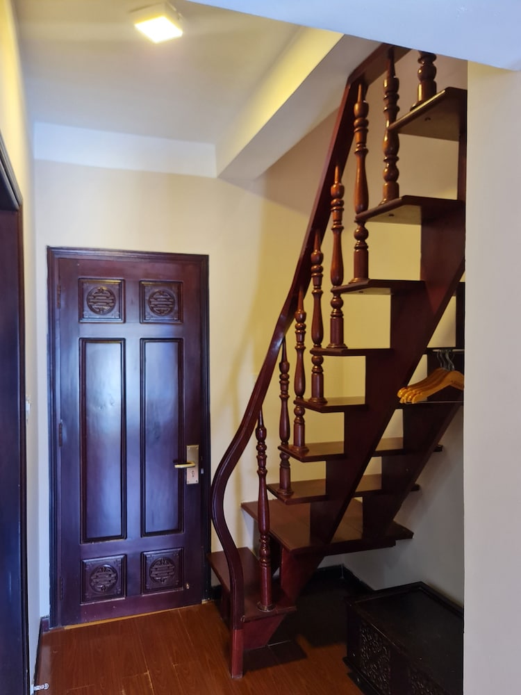 Family Room, 2 Bedrooms