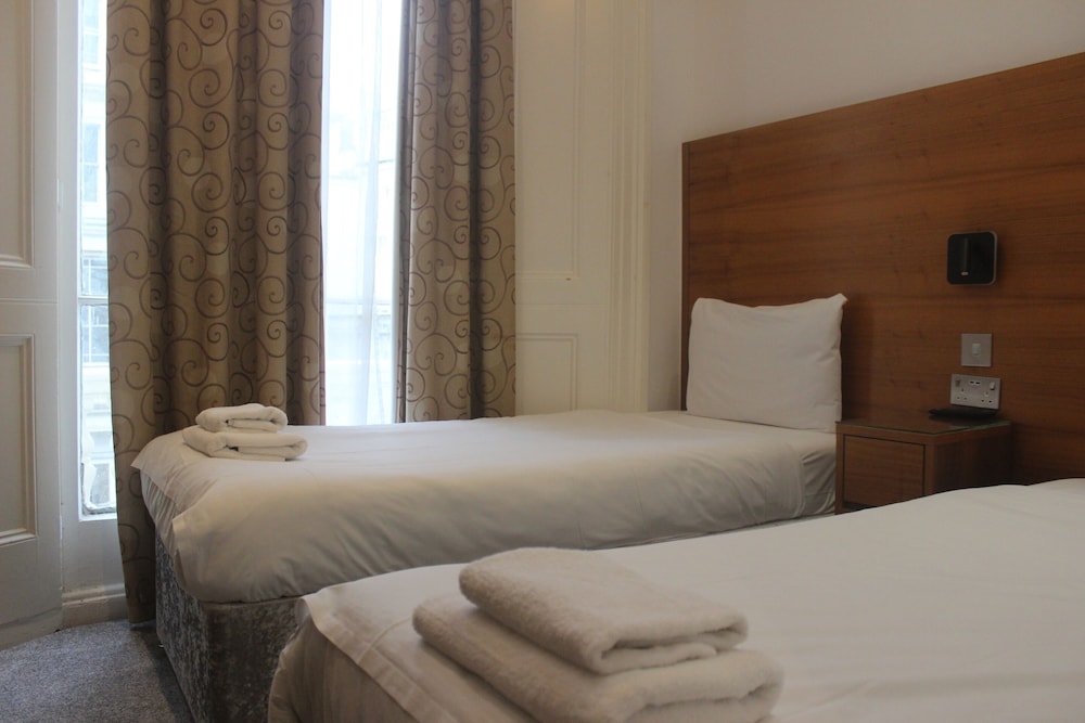 Premium Twin Room, Ensuite photo 1