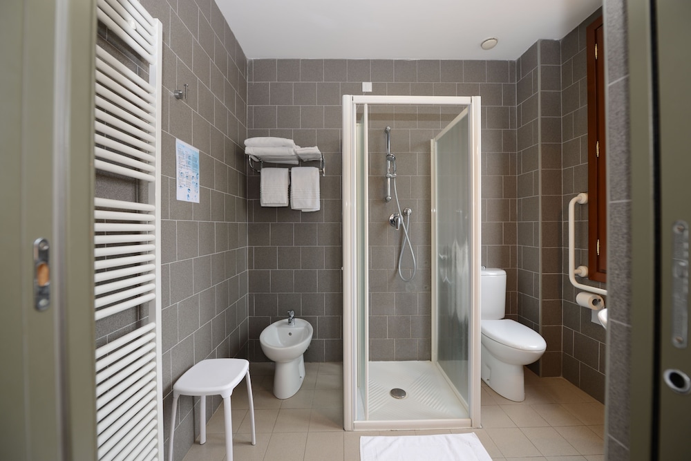 Classic Double Room, 1 Bedroom photo 2