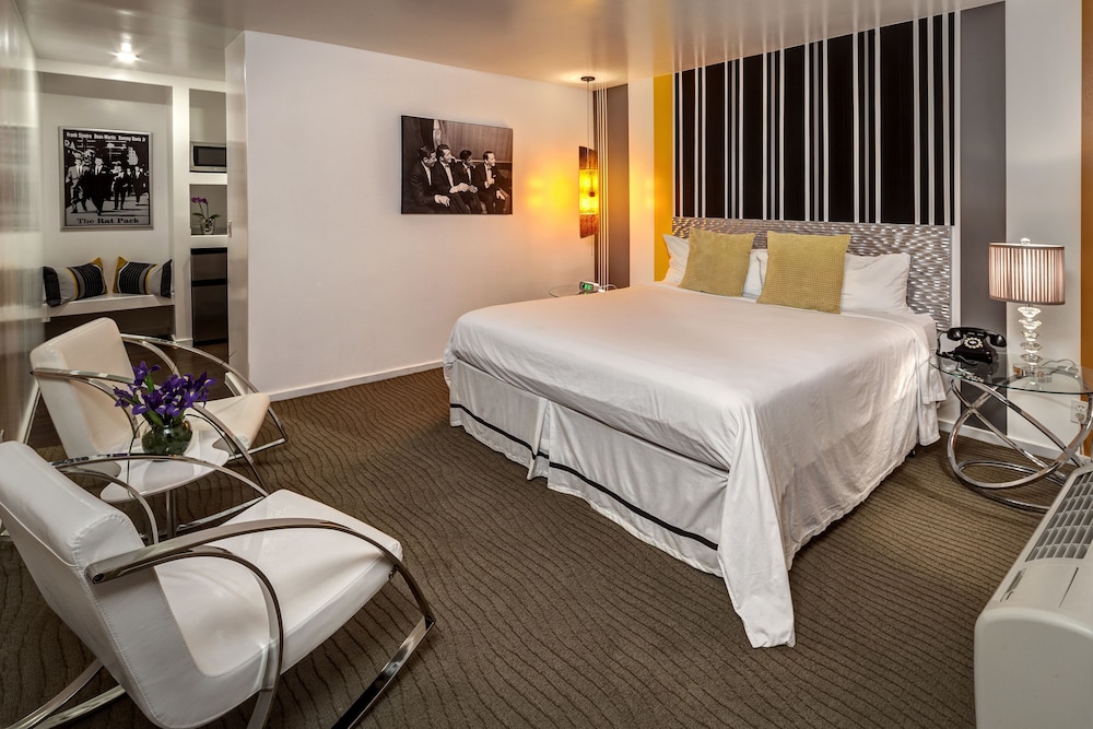 Single King - Celebrity Theme Room photo 2